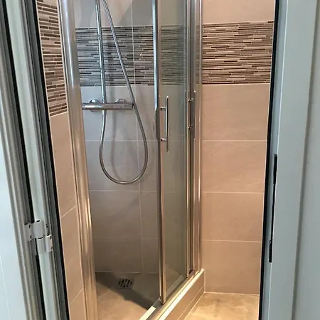 Studette Du Louvre Apartment